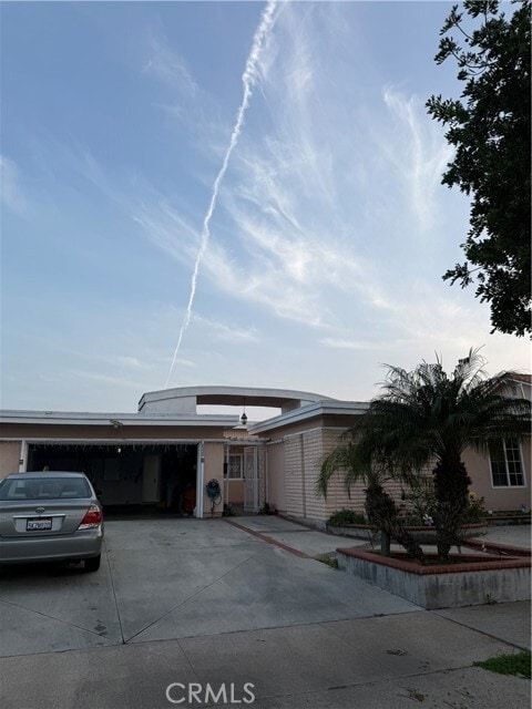 Photo - 8220 Briarwood St