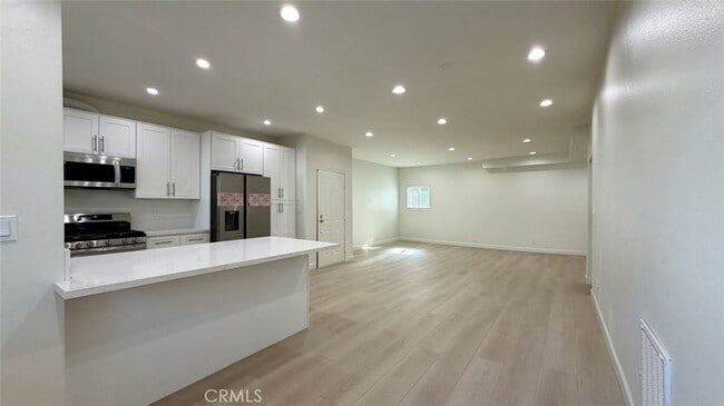 Photo - 310 E Providencia Ave Unit 108