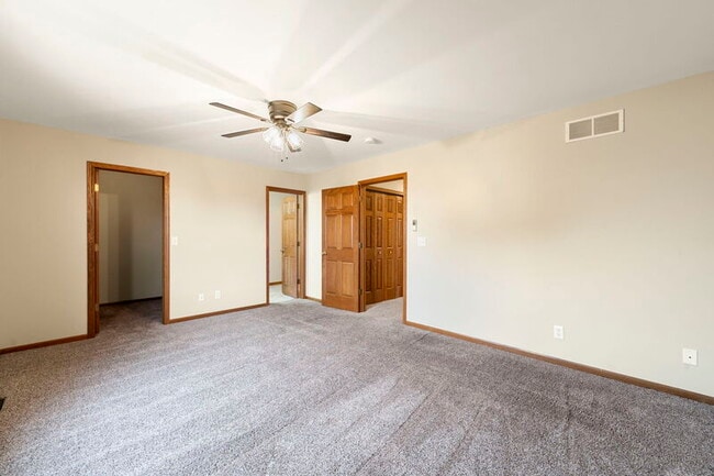 Photo - 1477 Stonefield Dr
