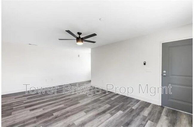 Photo - 2409 Cava Ct Unit 4