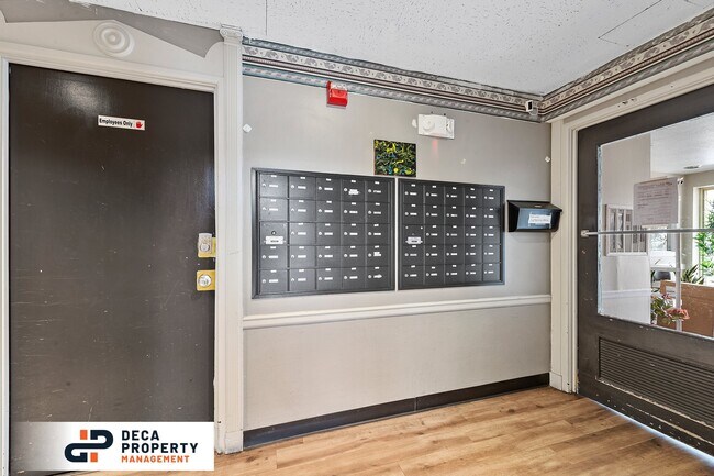 Photo - 4020 Lindell Blvd.