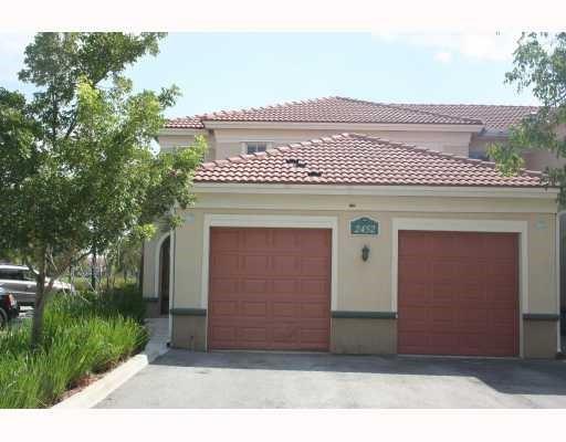 Photo - 2556 Centergate Dr