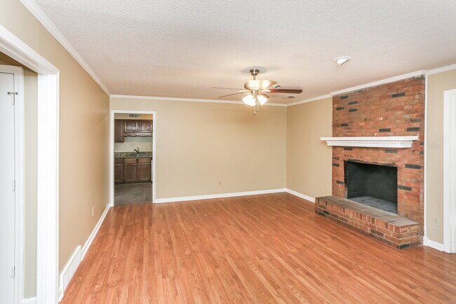 Photo - 8123 Cairn Dr