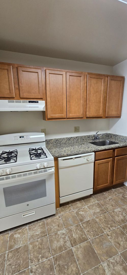 Photo - Summit Square Apartments