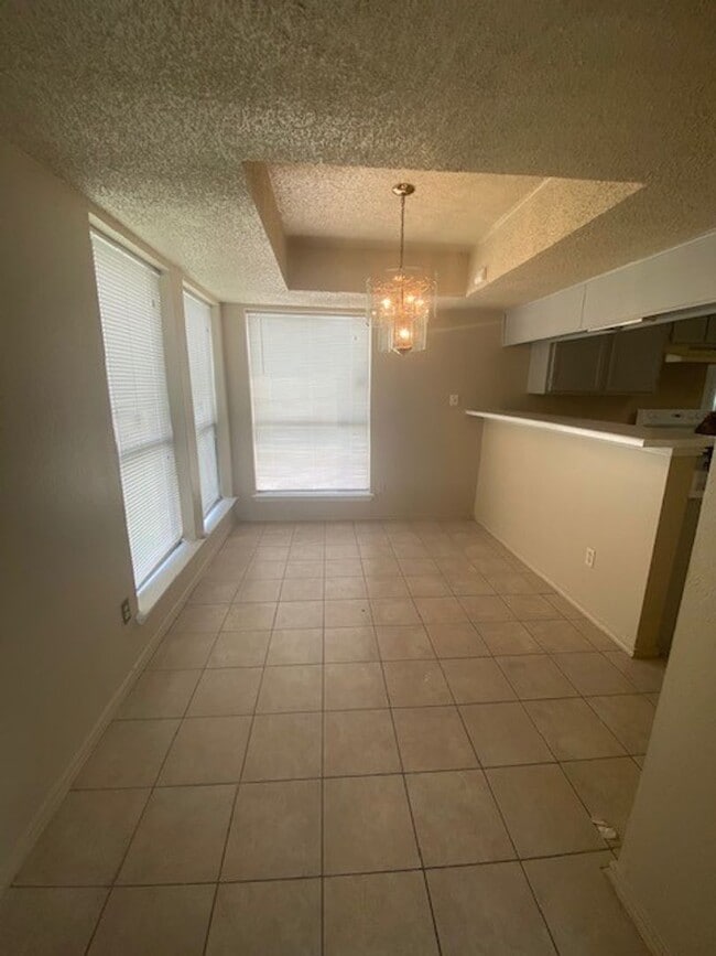 Photo - 2928 Stonycroft Dr