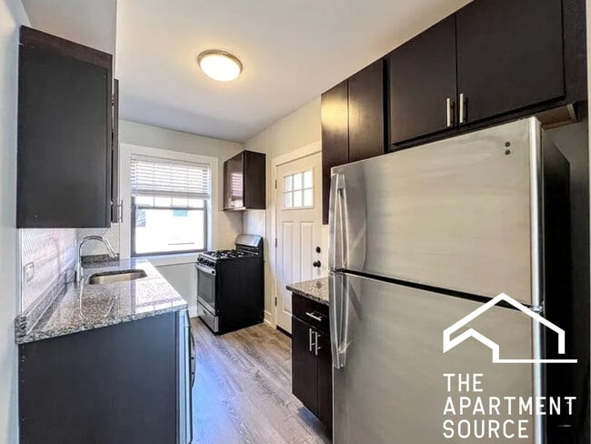 Building Photo - 1145 Maple Ave Unit A1 Rental