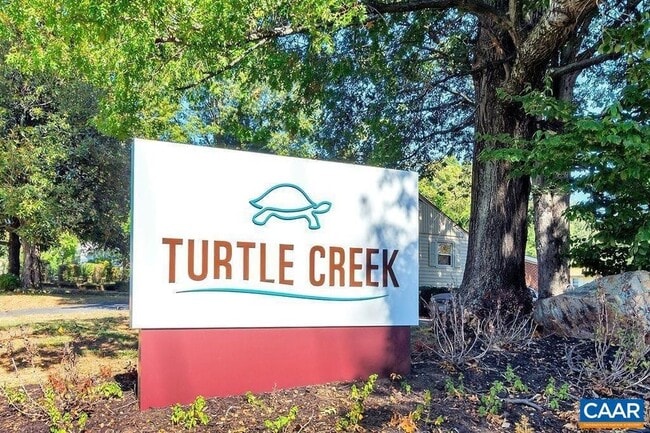 Building Photo - 122 Turtle Creek Rd Unit 2