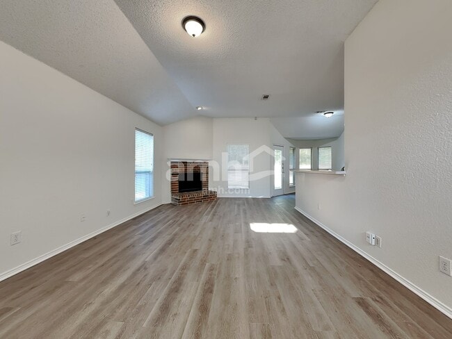 Photo - 3707 Sycamore Ln