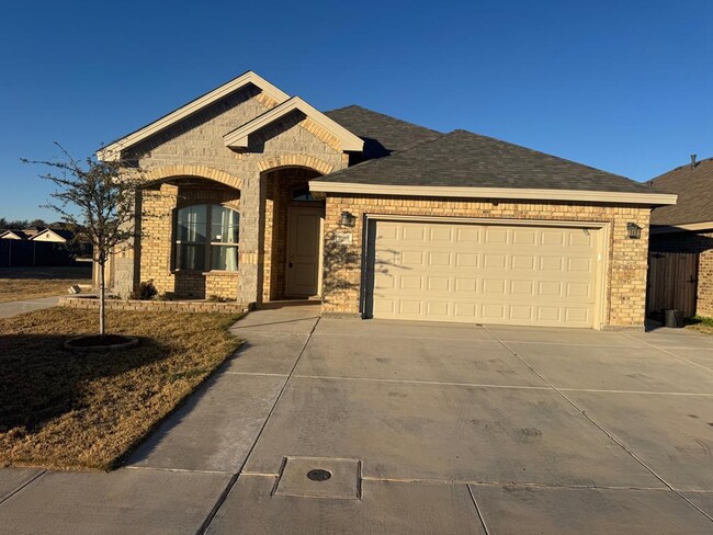 Building Photo - 5209 Lamont Ave