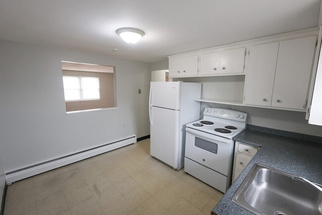 Photo - 12 Essex St Unit 6