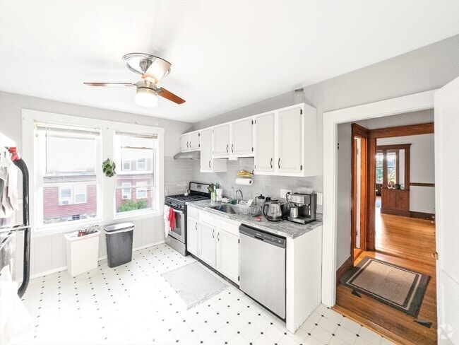 Building Photo - 26 St Rose St Unit 3 Rental