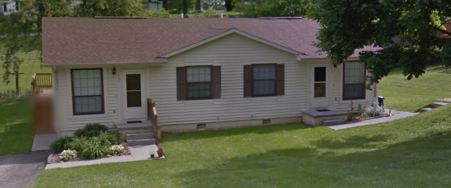 2 Bedroom 1 Bath Duplex - 2 Bedroom 1 Bath Duplex House