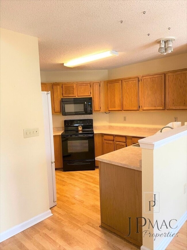 4/3 Split floor plan in Taylors near the R... Rental House Rental in