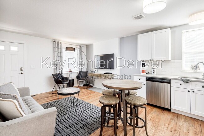 Photo - 2405 Tremont Pl