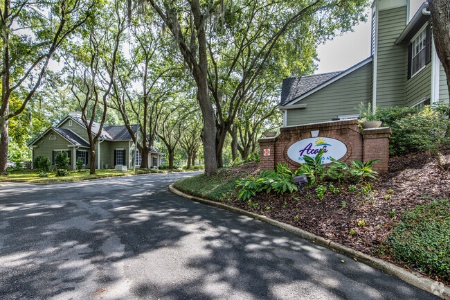 Plantation At Pine Lakes - Entrance - Acasa Plantations at Pine Lake