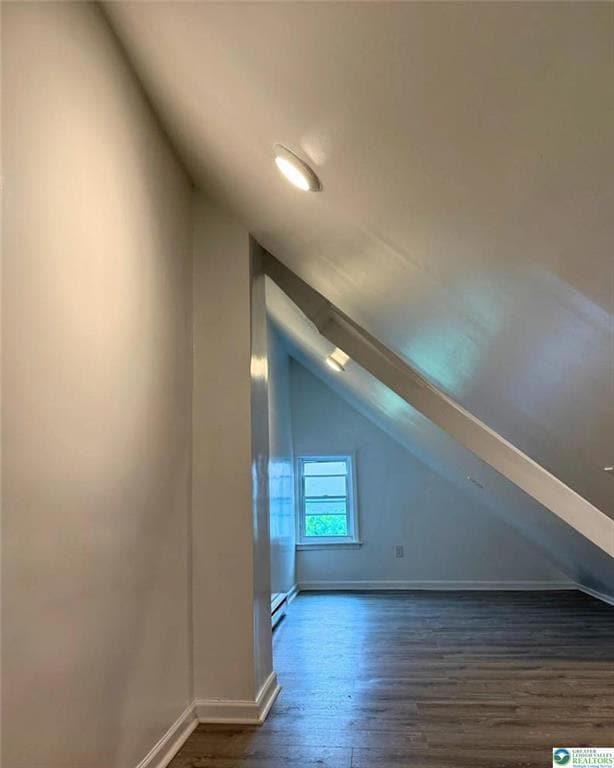Photo - 406 W 9th St