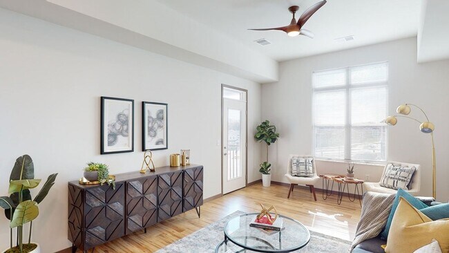 Photo - Van Buren East