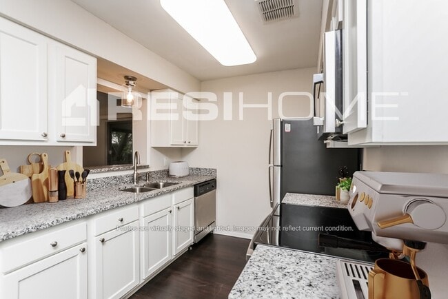 Photo - 1407 Sunridge Rd
