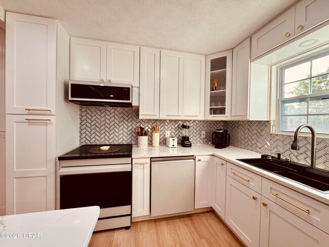 Photo - 127 Heather Dr