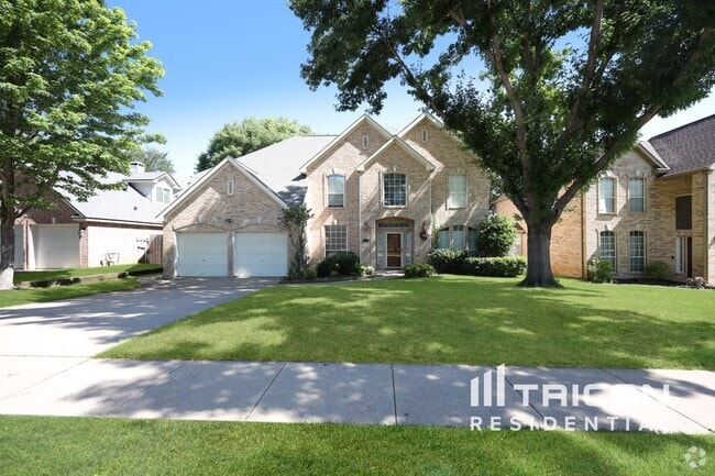 Building Photo - 1920 Fair Field Dr Rental