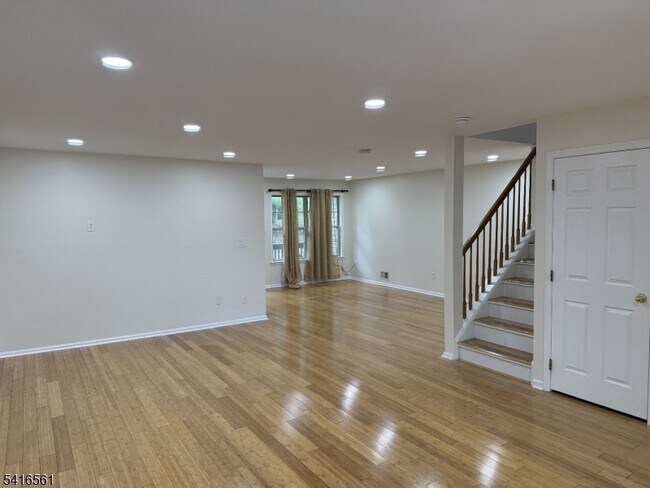 Photo - 1704 Bergen Ct