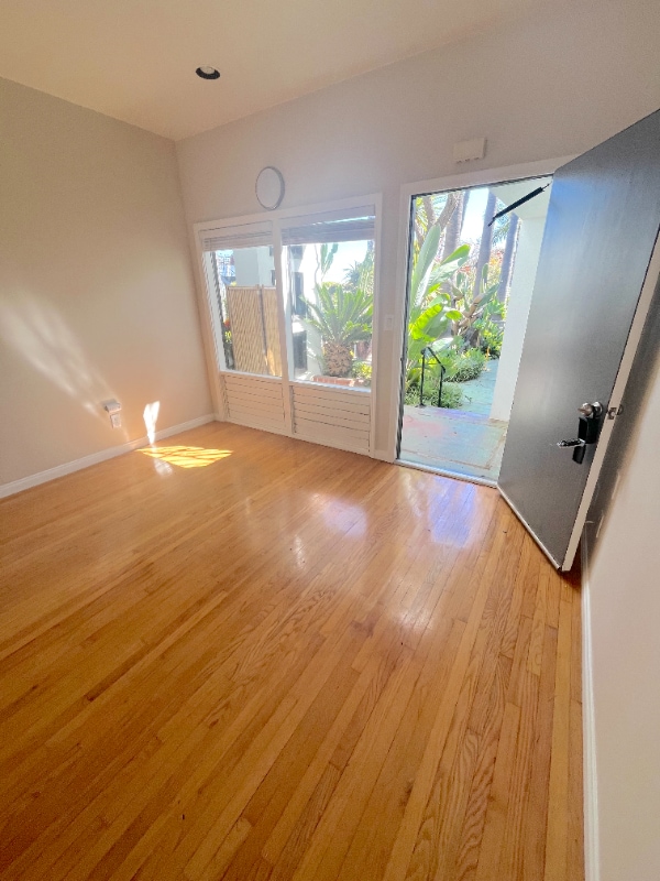 Photo - 250 Cliff Dr