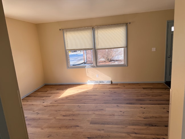 Photo - 12227 W Dearbourn Ave