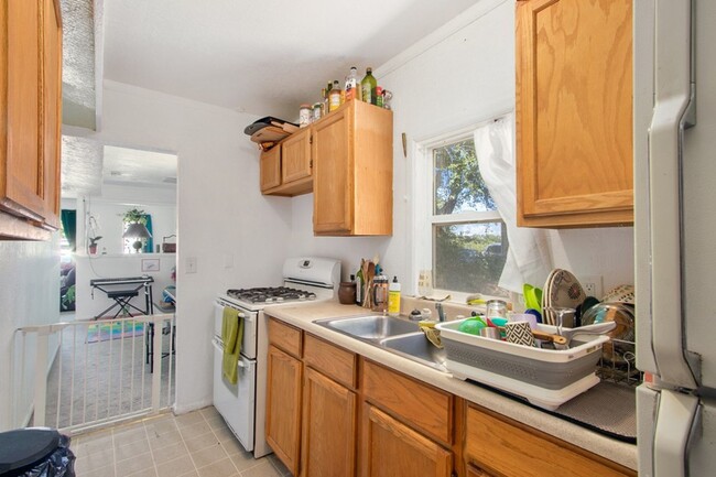 Photo - 1701 W Mulberry St Unit 1701 W. Mulberry