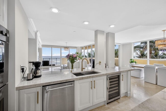 Photo - 3800 N Ocean Dr Unit 452