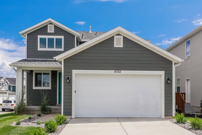Building Photo - 4762 E Lk Cor Dr Rental