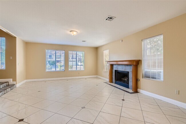 Photo - Extra Large 2 Story Home in Beautiful Dese...