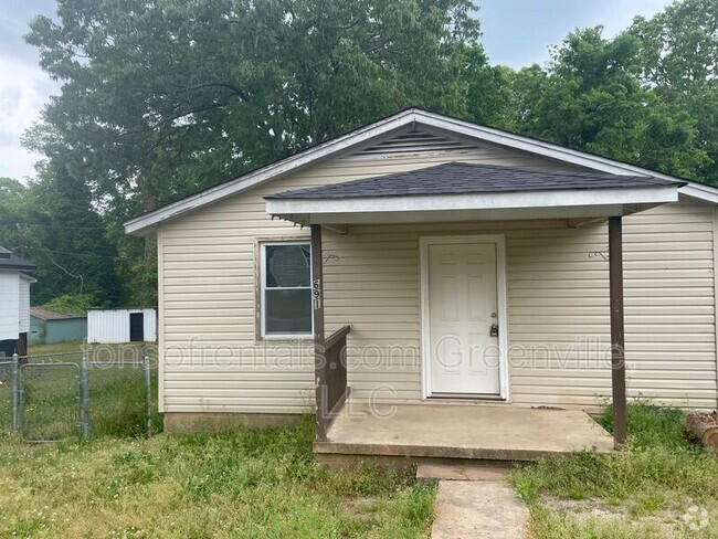 Building Photo - 691 Fairfax St Rental