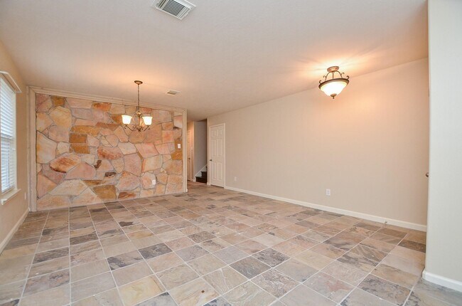 Photo - 19210 Mission Cove Ln