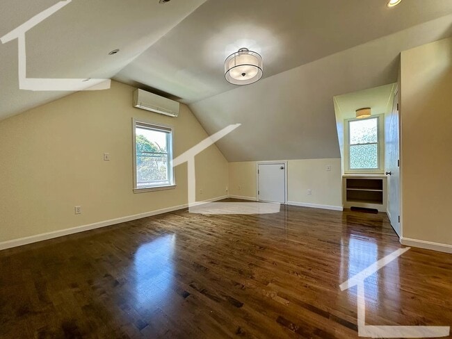 Building Photo - REALLY AMAZING STUDIO IN ALLSTON!!!!!! Rental
