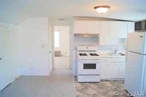 Photo - 11 Cortelyou St W