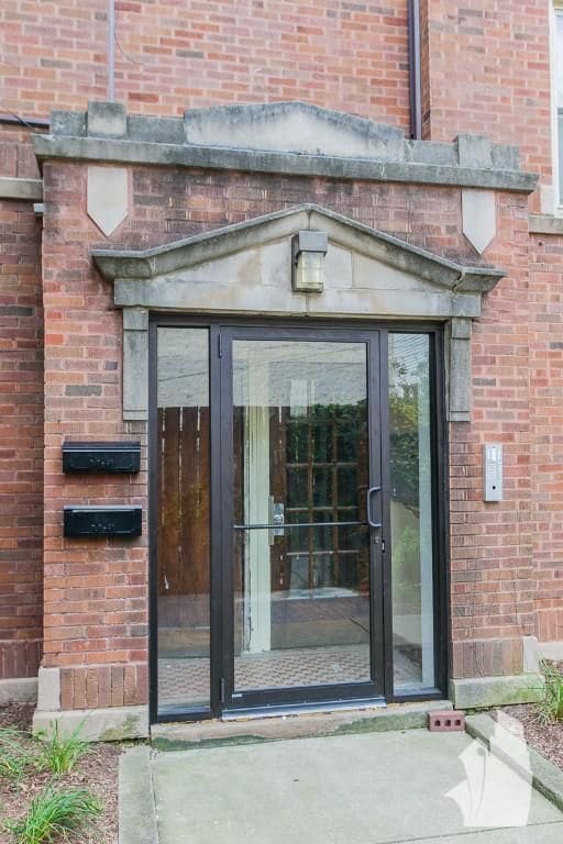 Photo - 3915 N Janssen Ave