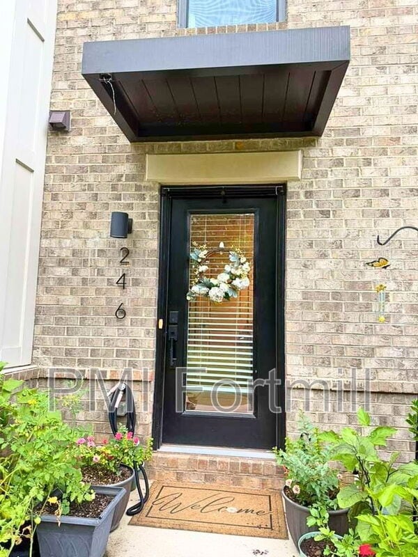 Photo - 246 Russell Br Ln