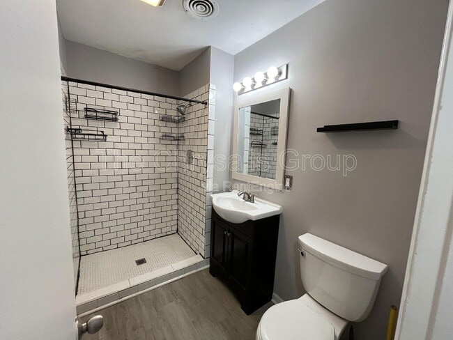 Photo - 307 Prairie St