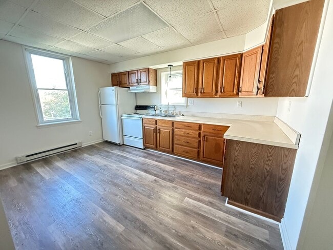 122 W Summit St Unit 1