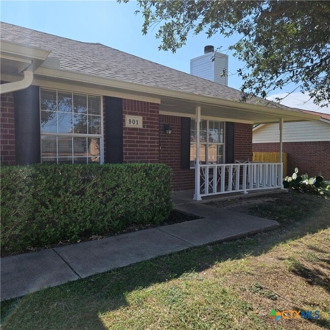 Building Photo - 901 Ticonderoga Dr Rental