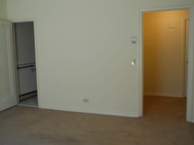 Photo - Lake Shore Towers