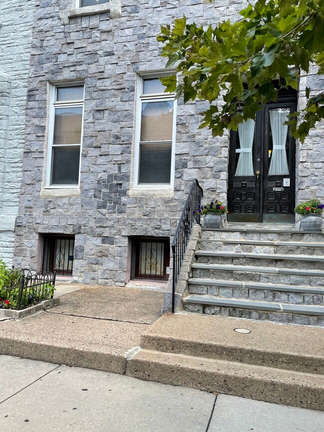 Photo - 1711 Spring Garden St Unit 2F