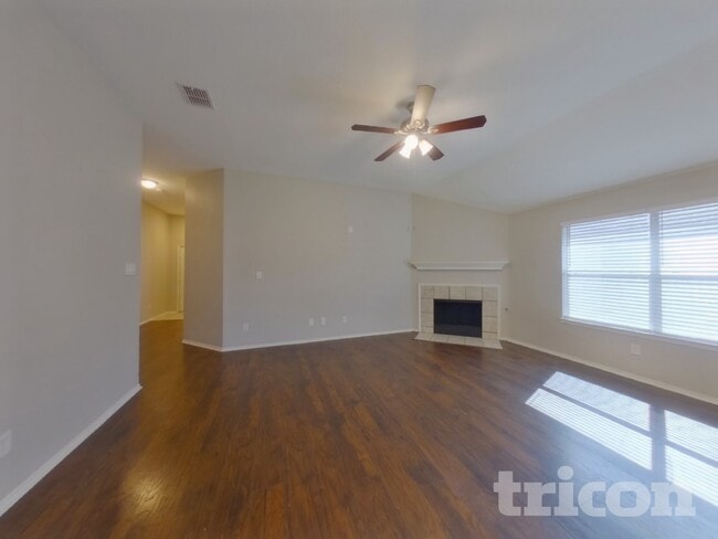 Photo - 14353 Snaffle Bit Trail