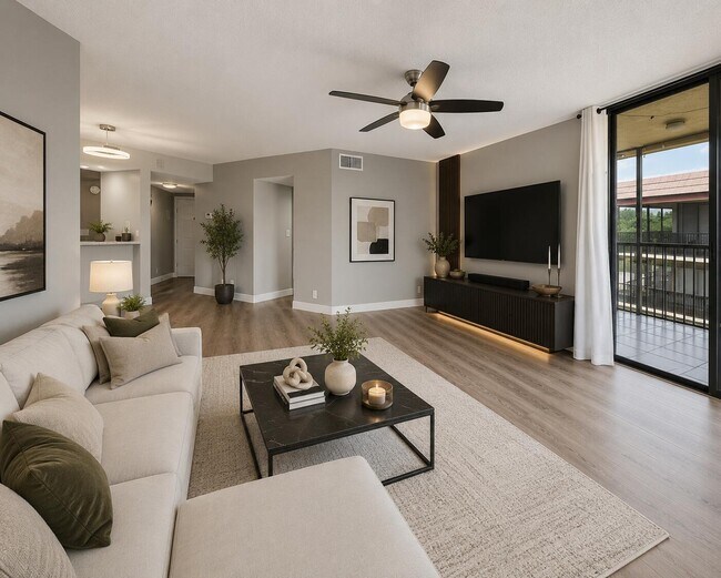 Photo - 10401 W Broward Blvd Unit 401