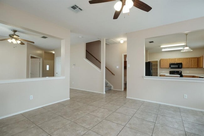 Photo - 116 Rio Grande Dr