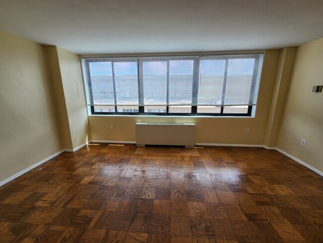 Photo - 2030 F St NW Unit 1012