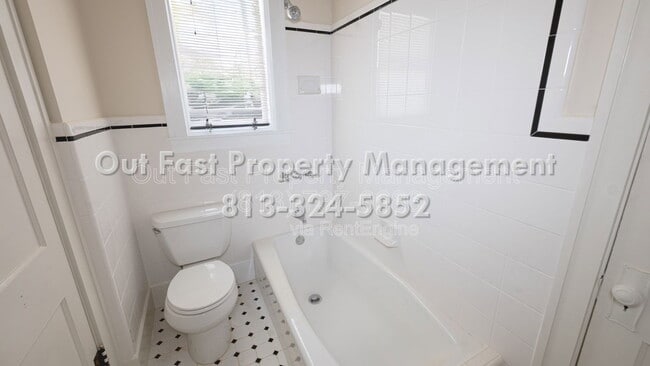 Photo - 801 7th St N