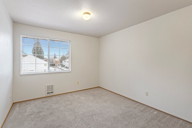 Heron View Apartment Homes