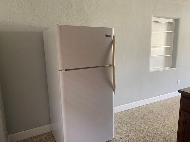 Photo - TWO BEDROOM IN TRIPLEX AVAILABLE NOW! PET ... House