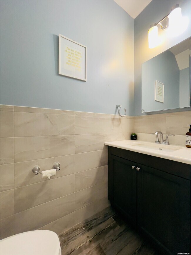 Photo - 6518 Seaspray Ave